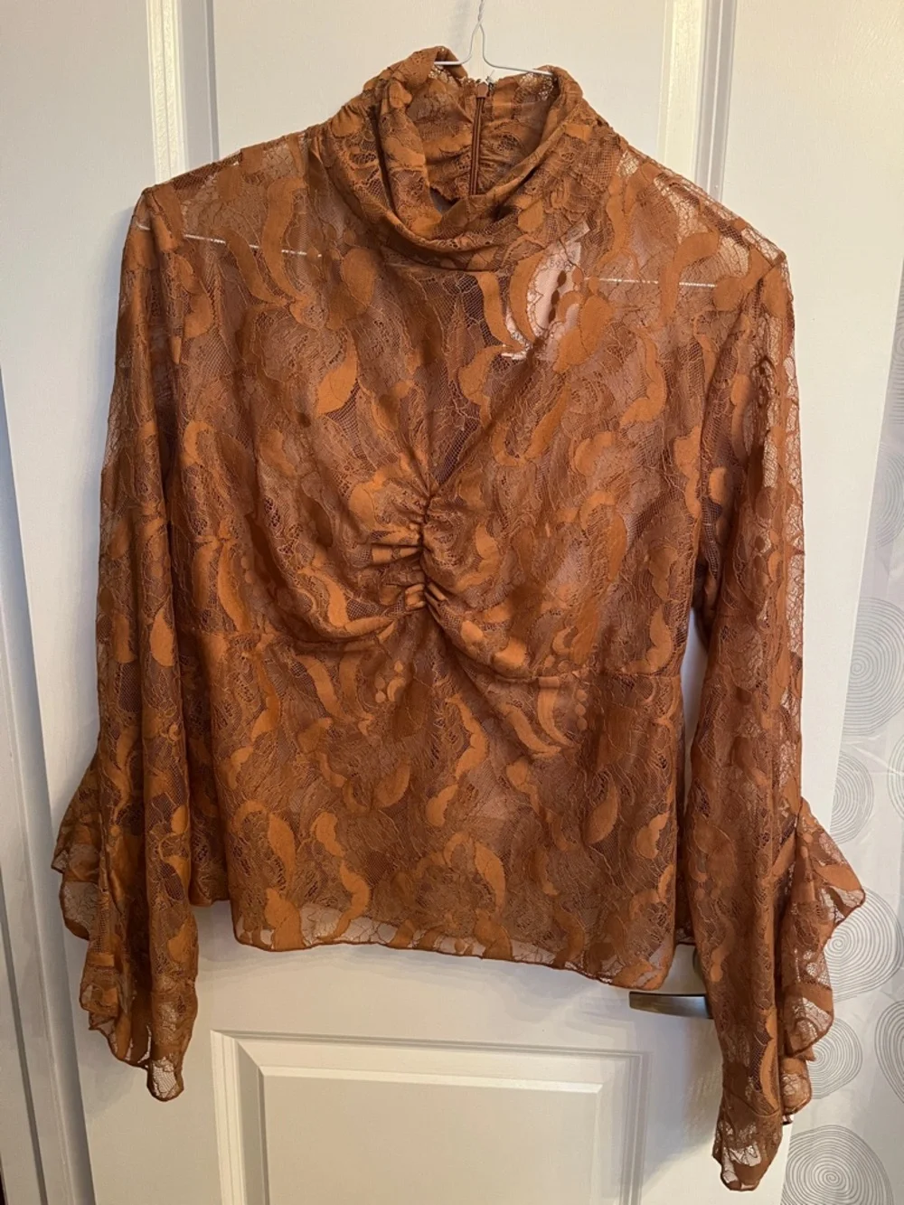 NWT H&M Sheer Lace Twist-Front Long-Sleeve Top in Rust - Picture 1 of 5